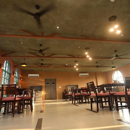 Chandan Kasturi Resort Dariawad Ngoại thất bức ảnh