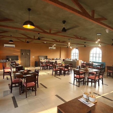 Chandan Kasturi Resort Dariawad Ngoại thất bức ảnh