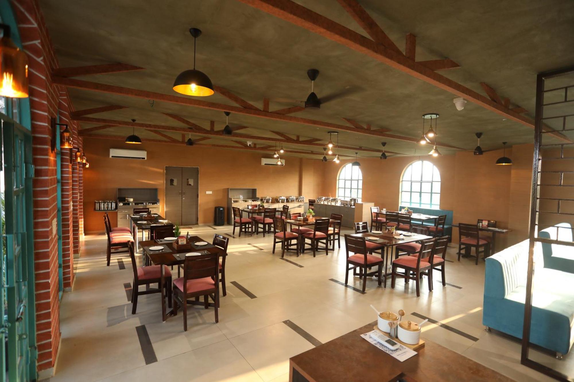 Chandan Kasturi Resort Dariawad Ngoại thất bức ảnh